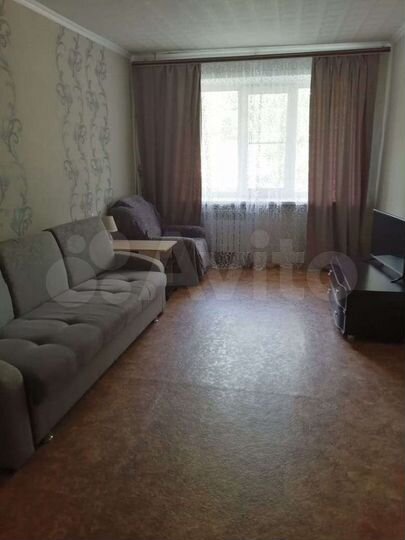 2-к. квартира, 43 м², 1/5 эт.