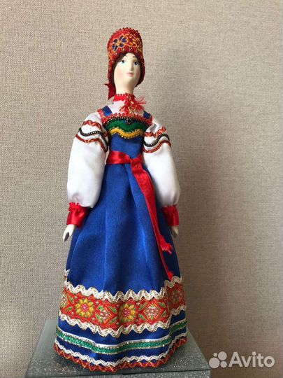 Кукла сувенирная