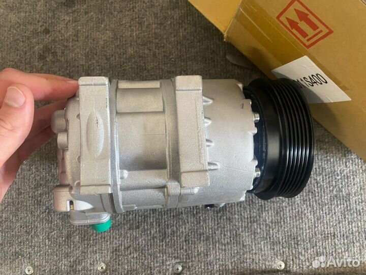Компрессор кондиционера Kia Magentis 2 2006 - 2010