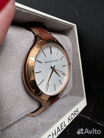 Часы женские michael kors