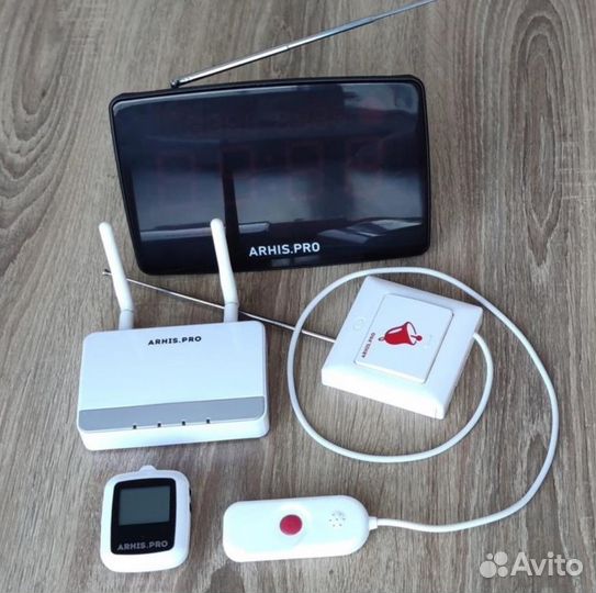 Кнопка вызова персонала, помощи больному в палату