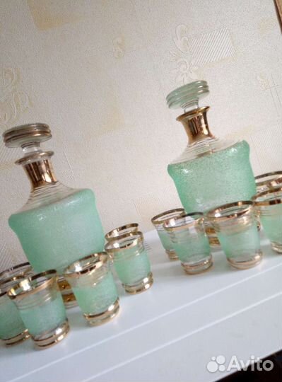 Графины и рюмки