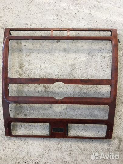 Рамка могнитолы Volkswagen Phaeton (2052)