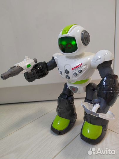 Интерактивные игрушки, роботы