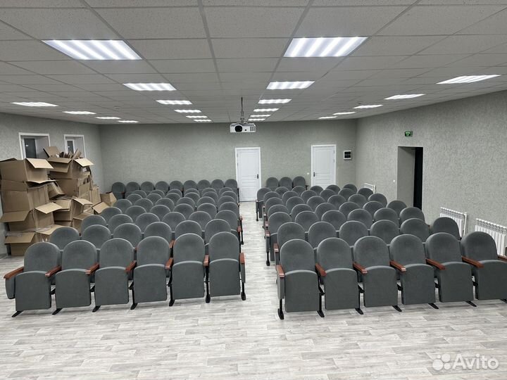 Сборка и установка стульев