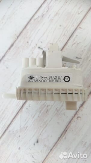 Датчик уровня воды Bosch wlf20170ce