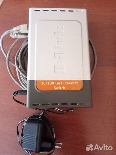 Коммутатор D-link DES-1008D