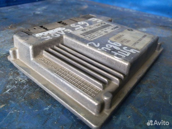 Блок управления двигателем Bmw E65 седан N62B44