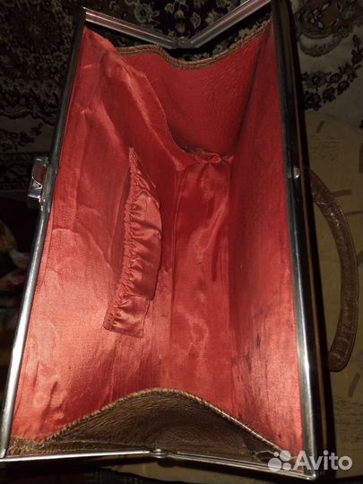 Кожаные женские сумки 50-60х годов