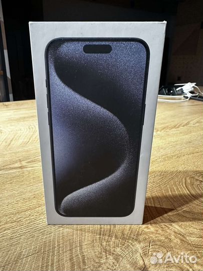 iPhone 15 Pro Max, 256 ГБ