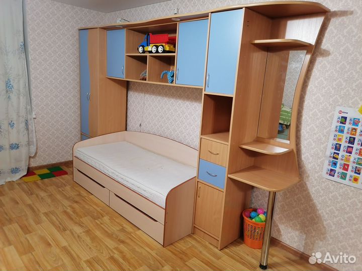 Детский комплекс с кроватью