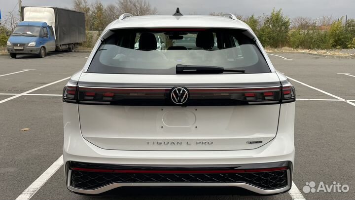 Volkswagen Tiguan L 2.0 AMT, 2024, 74 км