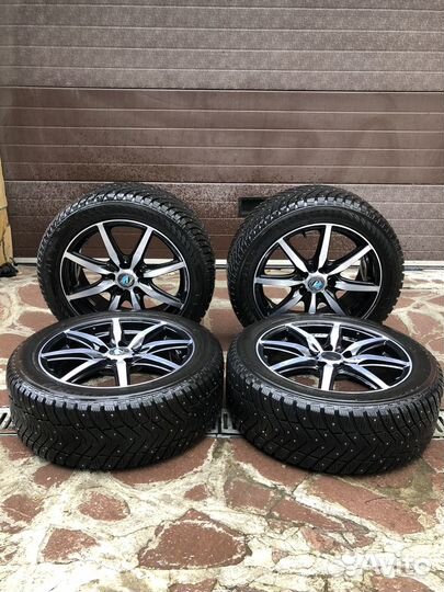 Комплект зимней резины r17 Vag