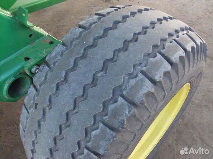 Пресс-подборщик John Deere 580, 1999