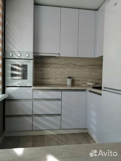 Кухни на заказ современный дизайн Г10