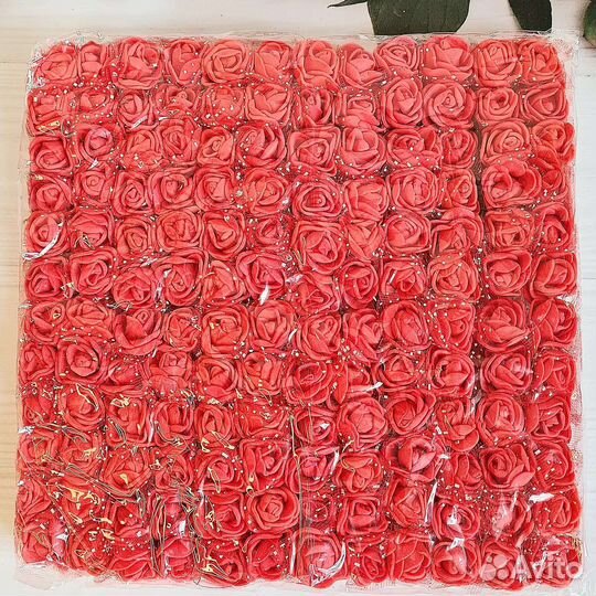 Розы на проволоке