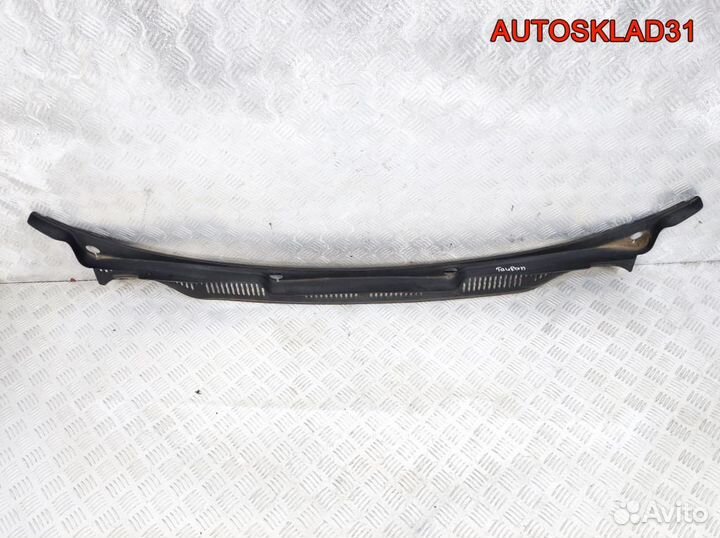 Решетка стеклоочистителя VW Touran 2K0819403