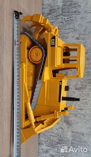 Бульдозер Bruder