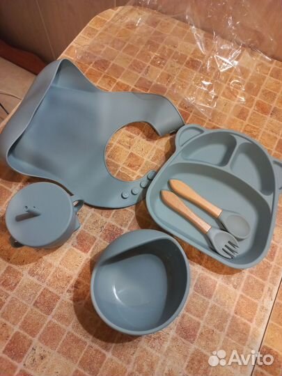 Силиконовая посуда для малышей