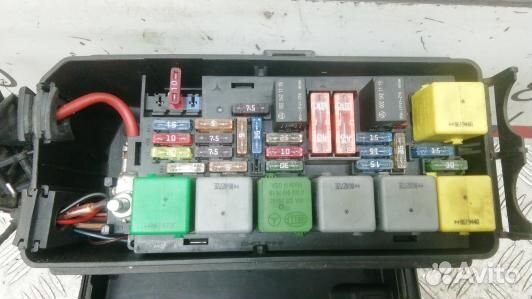 Блок предохранителей mercedes benz R-class W251 (Z