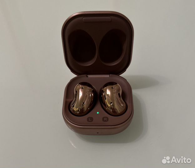 Беспроводные наушники samsung buds live