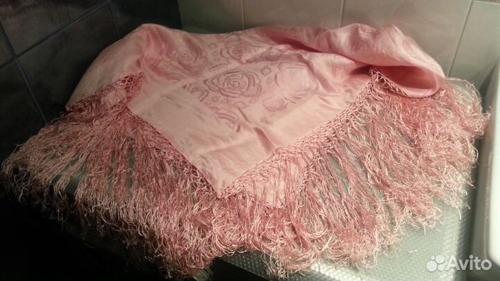 Платок, шаль, косынка с бахромой, шарф, кашне СССР