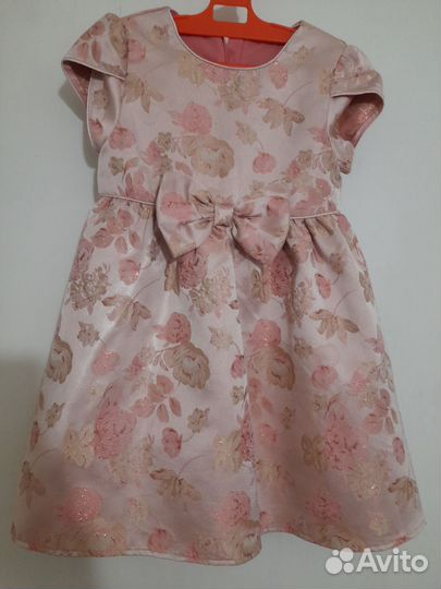 Нарядное платье для девочки 110 116