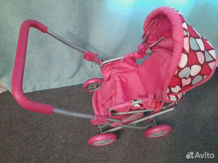 Игрушечная коляска для кукол