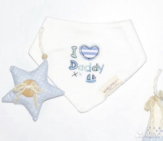 Слюнявчики для мальчика. Новые