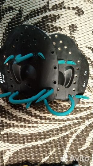 Спортивный инвентарь для плавания