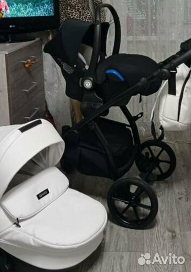 Коляска 3в1 