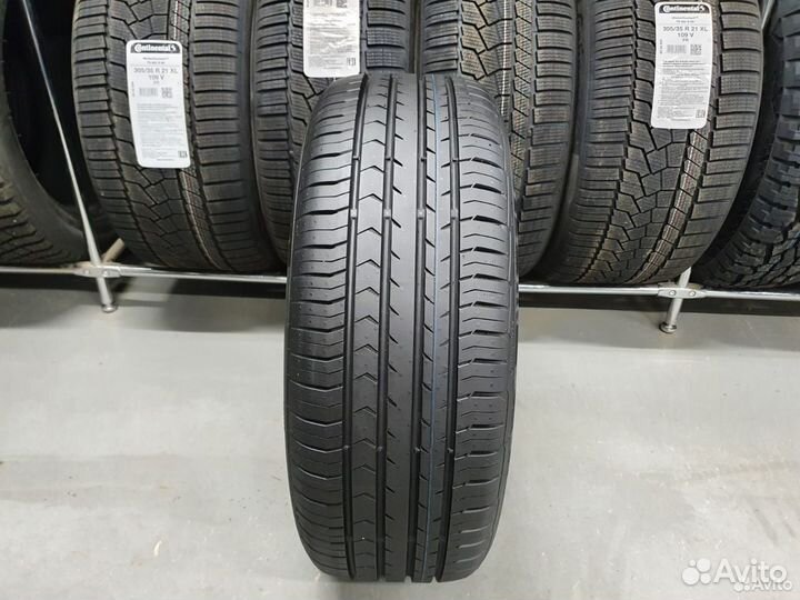 Continental ContiPremiumContact 5 215/55 R17 94V
