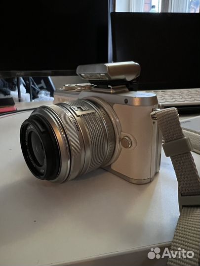 Продам Olympus Pen E-Pl8