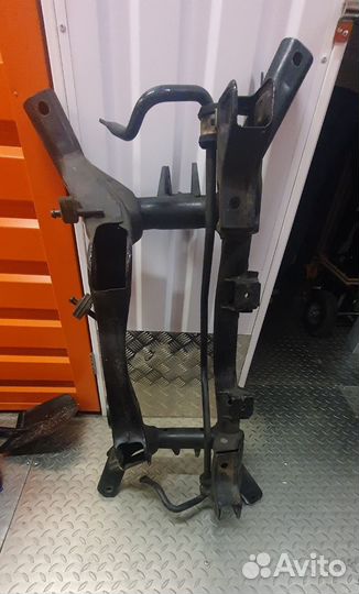 Задний подрамник Mitsubishi Outlander 3