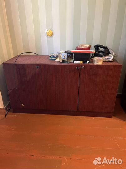 Шкаф сервант