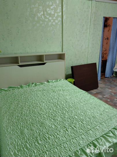 Кровать двуспальная с ящиками и матрасом