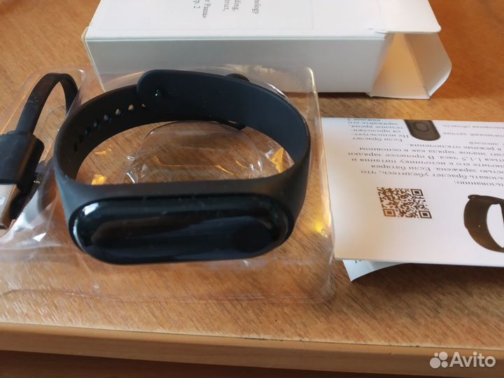 Умный браслет новый