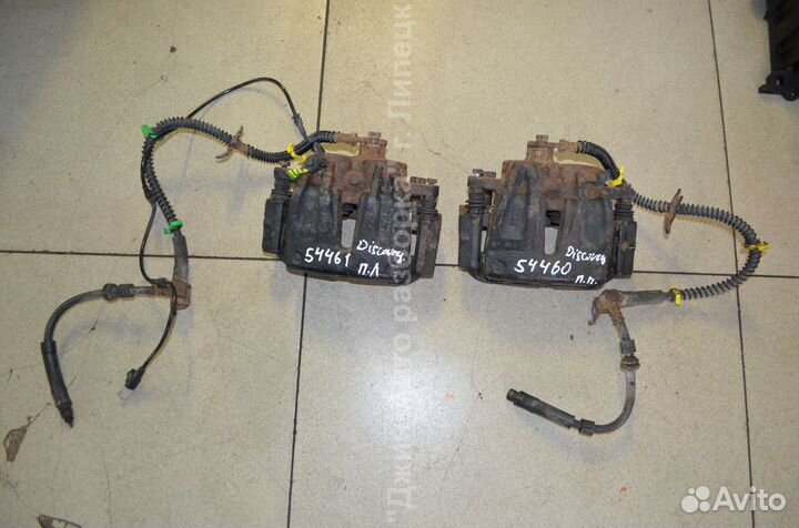 Суппорт тормозной передний Land Rover Discovery 3