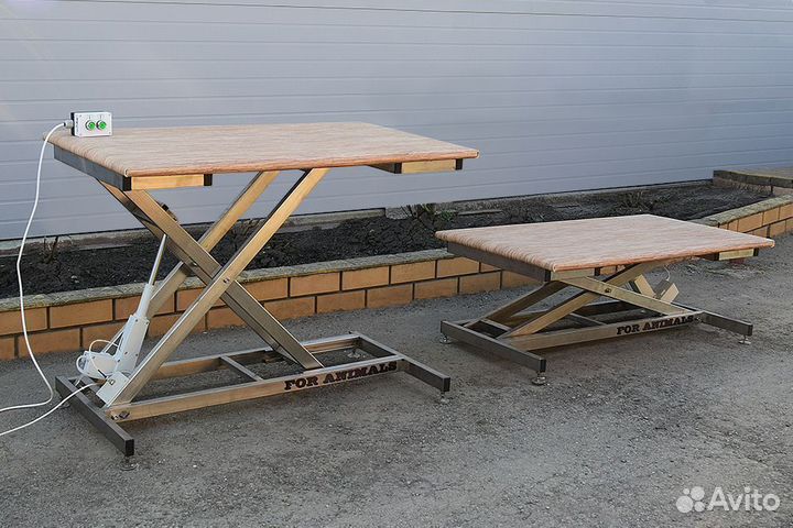 Стол для ветеринаров и грумеров с подъемным механи