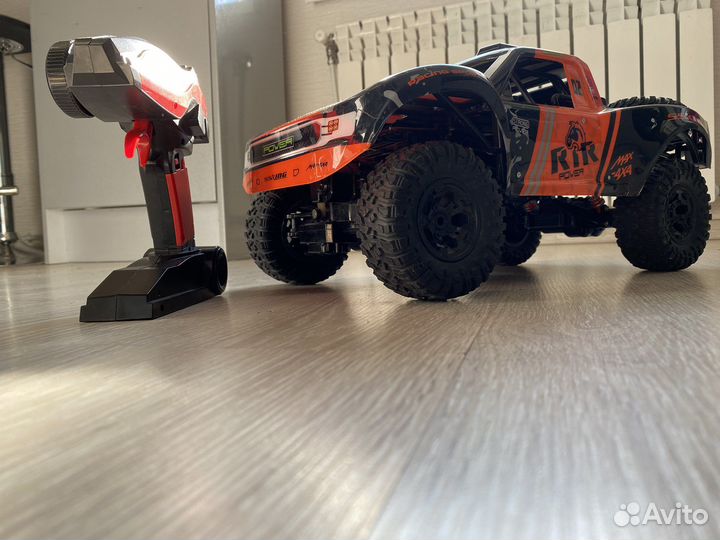 Автомобиль с пультом управления