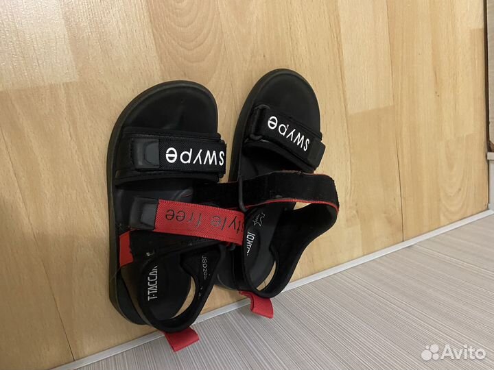 Сандали детские