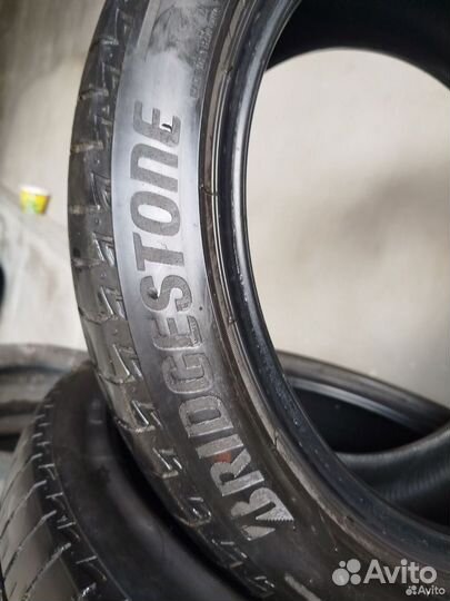 Bridgestone Blizzak W979 235/45 R18