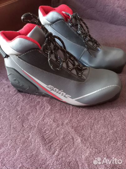 Лыжные ботинки