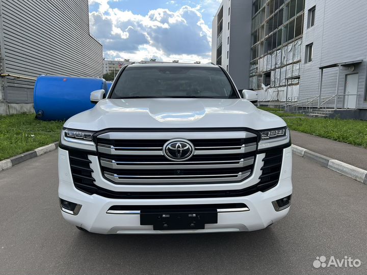 Toyota Land Cruiser, 2022