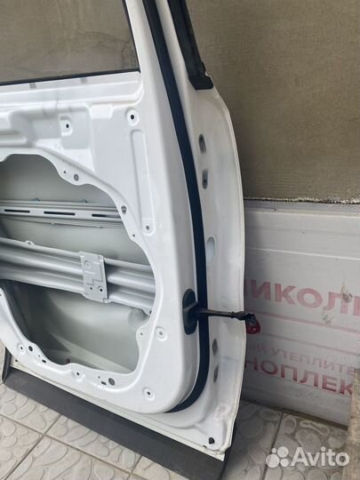 Дверь задняя левая kia sorento 2020-2024