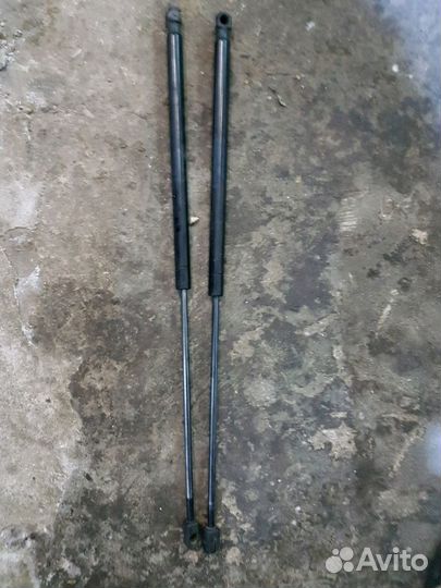 Газовые упоры багажника Форд фокус 2