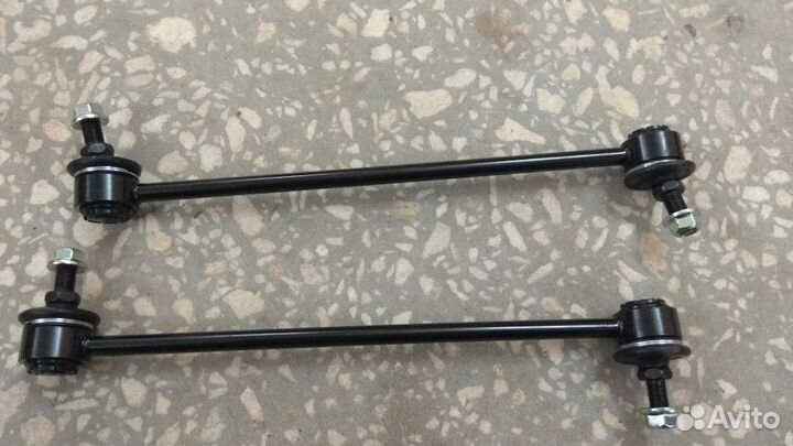 Стойка стабизатора Renault Duster Деталь центр