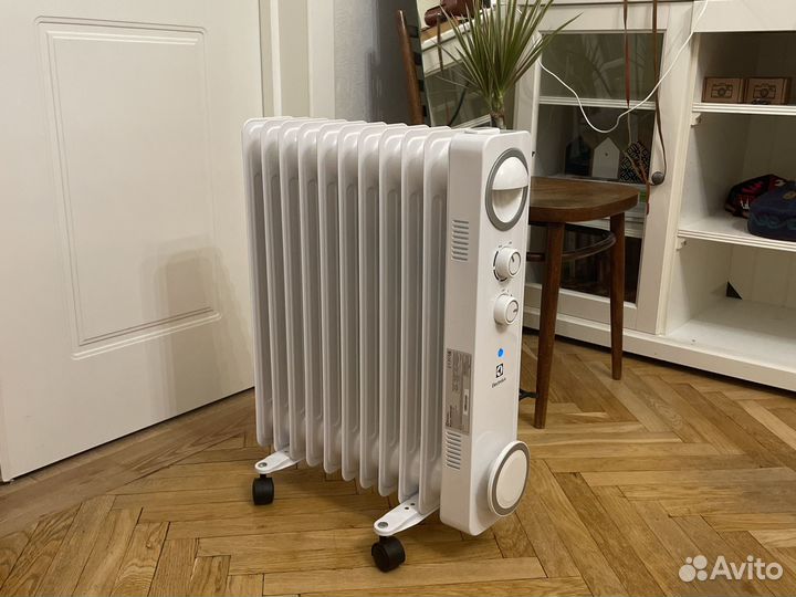 Абсолютно новый обогреватель Electrolux EOH/M 6221