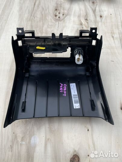 Накладка центр. консоли Land Rover Sport 2 рест