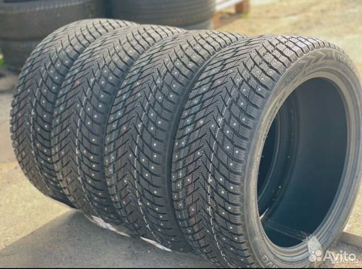 Arivo Ice Claw ARW7 275/40 R22